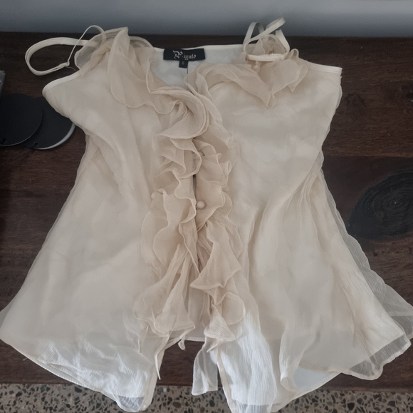 Womens top - Picture 2 of 7